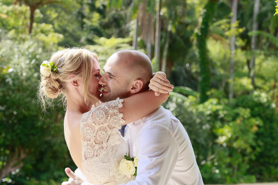 
Notice: Undefined variable: alt_key_wordsRecord in /home/fofo2559/public_html/wedding_inspiration.php on line 194
